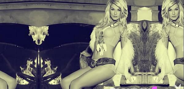 trendsHot model Nikki Du Plessis exposing her naked body after hot striptease
